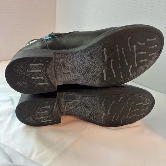 New Leather Floral Embroidered Flower Black Ankle Boots Italy - Picture 6 of 8